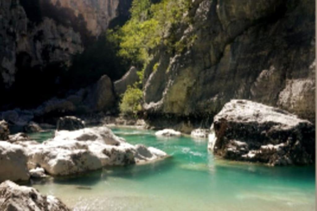 Gréoux-les-Bains Oasis Tranquille - L'Evasion Au Verdon מראה חיצוני תמונה
